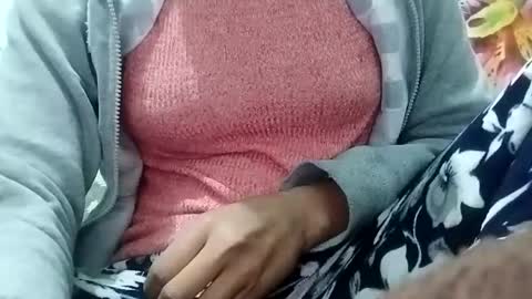 Snapshot of jasspreettt chatting on December 21, 1:10 pm jasspreettt online show from December 21, 1:10 pm