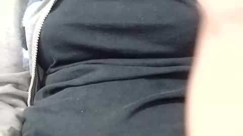 Snapshot of jasspreettt chatting on March 4, 11:08 am jasspreettt online show from March 4, 11:08 am