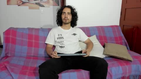 jave_rave online show from February 14, 8:38 pm