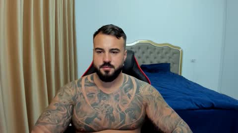 Snapshot of javicute4u chatting on October 13, 9:15 pm Javi online show from October 13, 9:15 pm