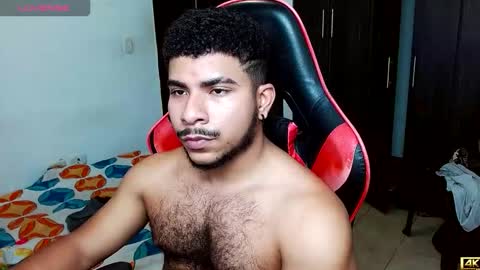 Snapshot of javier_hot27_ chatting on March 29, 5:13 pm Javier Herrera online show from March 29, 5:13 pm