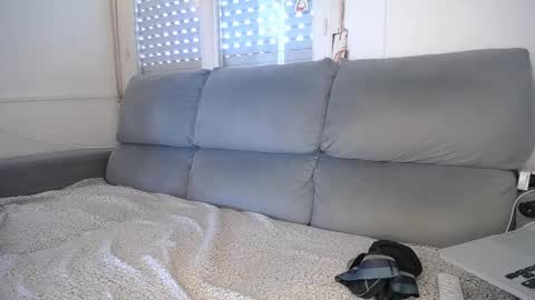 Javier  online show from February 23, 6:23 pm