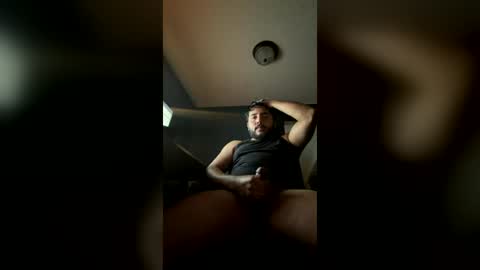 Snapshot of javiercld chatting on July 19, 2:15 am javiercld online show from July 19, 2:15 am
