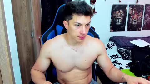 Javier online show from February 18, 4:59 pm