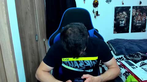 Javier online show from February 19, 9:25 pm