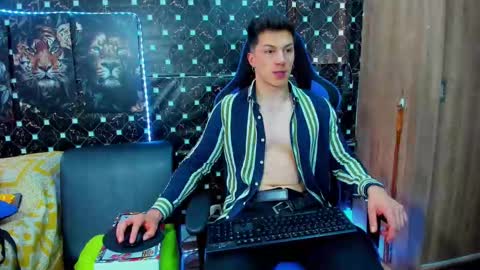 Javier online show from September 30, 9:09 pm