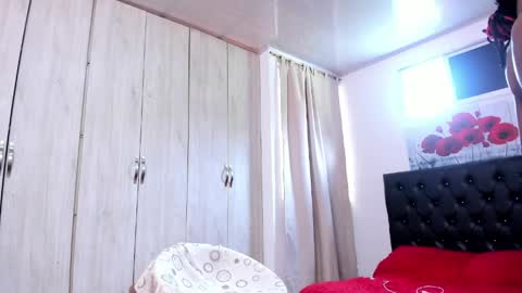 jax_f00x online show from May 26, 7:10 pm