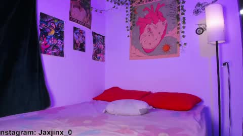 Snapshot of jaxjinx_ chatting on May 22, 12:40 am Jax and Jinx online show from May 22, 12:40 am