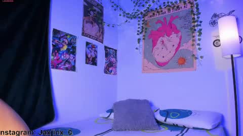 Snapshot of jaxjinx_ chatting on May 25, 2:17 am Jax and Jinx online show from May 25, 2:17 am