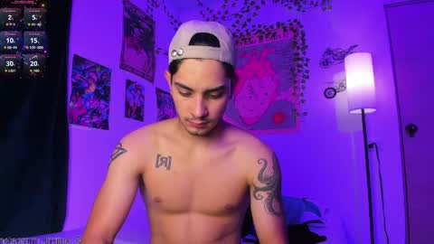 Snapshot of jaxjinx_ chatting on May 28, 2:09 am Jax and Jinx online show from May 28, 2:09 am
