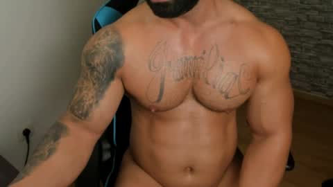 Snapshot of jaxonhunk chatting on April 28, 7:30 pm JaxonHunk online show from April 28, 7:30 pm