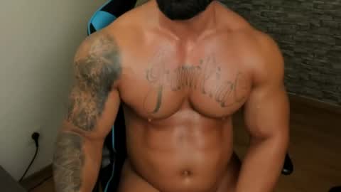 Snapshot of jaxonhunk chatting on May 10, 8:36 pm JaxonHunk online show from May 10, 8:36 pm