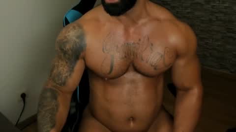 Snapshot of jaxonhunk chatting on June 10, 8:19 pm JaxonHunk online show from June 10, 8:19 pm