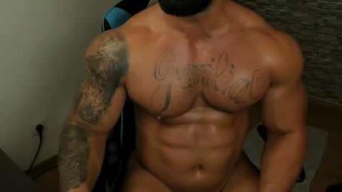 Snapshot of jaxonhunk chatting on June 22, 1:18 am JaxonHunk online show from June 22, 1:18 am