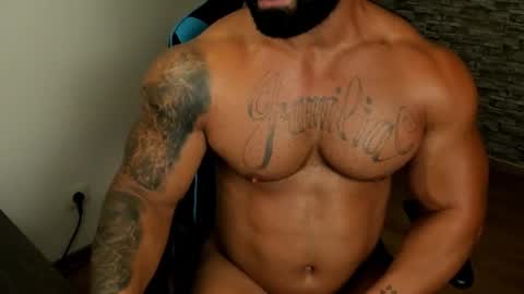 Snapshot of jaxonhunk chatting on July 27, 8:38 pm JaxonHunk online show from July 27, 8:38 pm