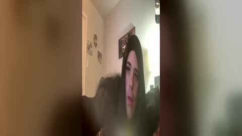 Jade Love online show from June 23, 7:01 pm