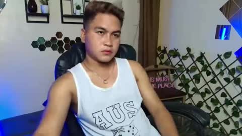 JL online show from February 11, 11:59 am