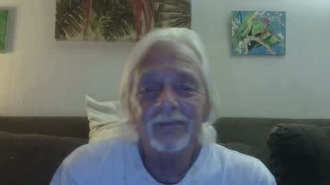 Snapshot of jay_jay1475 chatting on April 28, 2:27 am jay-jay1475 online show from April 28, 2:27 am