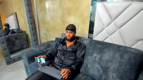 Snapshot of jay_jhonson chatting on December 22, 3:47 am jay jhonson online show from December 22, 3:47 am