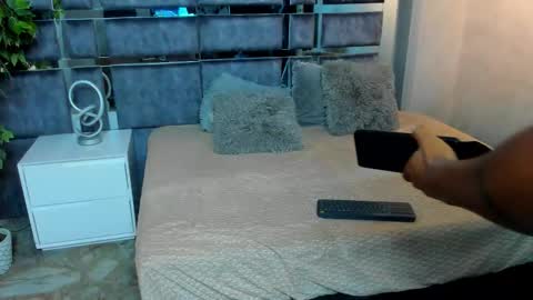 Snapshot of jay_jhonson chatting on February 19, 4:19 am jay jhonson online show from February 19, 4:19 am