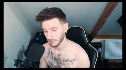 jay_peralta online show from October 1, 9:43 pm