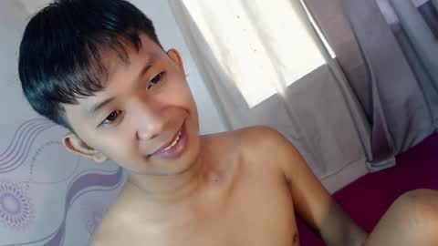 Snapshot of jay_xxx24 chatting on July 14, 2:05 am jay_xxx24 online show from July 14, 2:05 am
