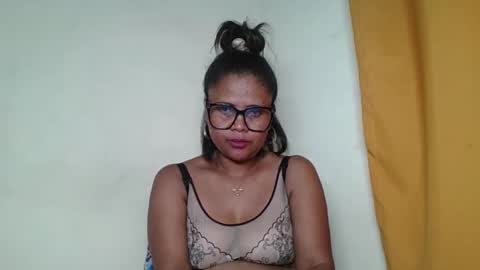 Snapshot of jayah69 chatting on February 2, 7:56 pm jayah69 online show from February 2, 7:56 pm