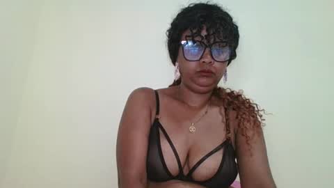 Snapshot of jayah69 chatting on March 31, 12:23 am jayah69 online show from March 31, 12:23 am