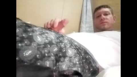 Snapshot of jaybird009 chatting on January 10, 11:43 am Jaybird online show from January 10, 11:43 am