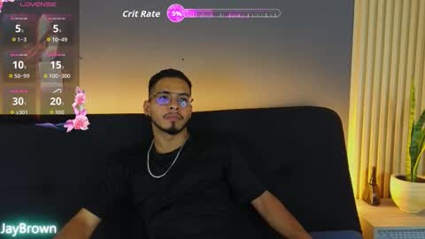 Snapshot of jaybrown_1 chatting on October 5, 5:17 am Jay online show from October 5, 5:17 am