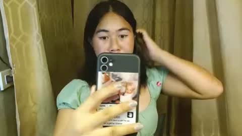 Snapshot of jayca20880 chatting on December 20, 5:47 am JAYCA online show from December 20, 5:47 am