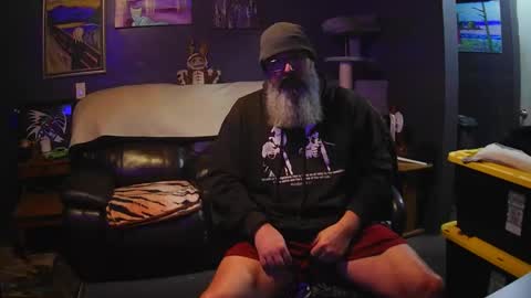 Snapshot of jaycanbefun chatting on May 5, 6:32 am Grand Zaddy or Jay its casual online show from May 5, 6:32 am