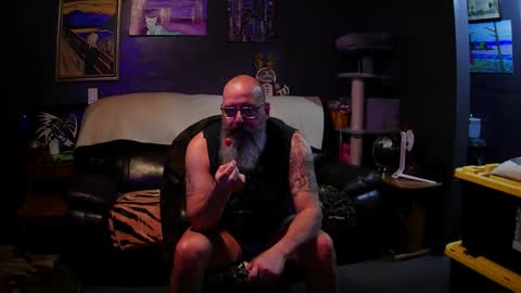 Snapshot of jaycanbefun chatting on May 27, 3:03 am Grand Zaddy or Jay its casual online show from May 27, 3:03 am