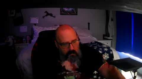 Snapshot of jaycanbefun chatting on July 26, 10:49 pm Grand Zaddy or Jay its casual online show from July 26, 10:49 pm