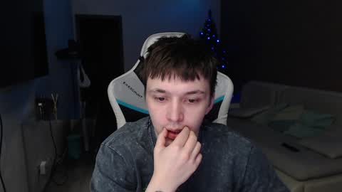 Snapshot of jayce_icestone chatting on January 8, 10:06 pm Jayce online show from January 8, 10:06 pm