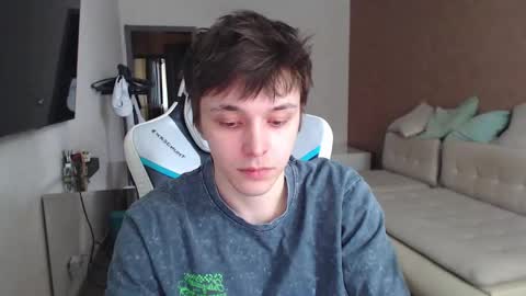 Snapshot of jayce_icestone chatting on March 2, 9:21 am Jayce online show from March 2, 9:21 am