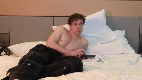 THE HOUSE online show from February 3, 10:03 am