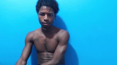 Snapshot of jaycolinss chatting on December 10, 3:20 am jaycollins online show from December 10, 3:20 am