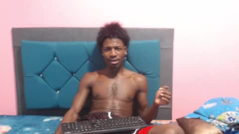 Snapshot of jaycolinss chatting on December 26, 11:21 am jaycollins online show from December 26, 11:21 am