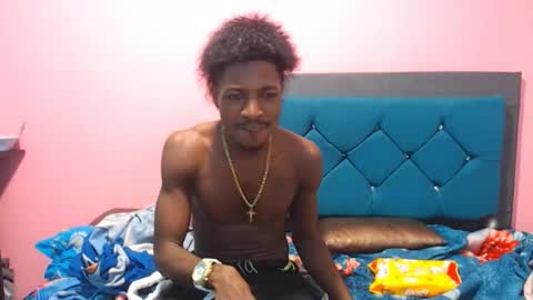 Snapshot of jaycolinss chatting on January 1, 11:05 am jaycollins online show from January 1, 11:05 am