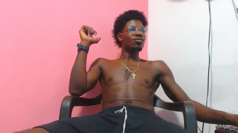 Snapshot of jaycolinss chatting on January 22, 5:26 am jaycollins online show from January 22, 5:26 am