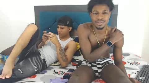 Snapshot of jaycolinss chatting on January 25, 9:26 am jaycollins online show from January 25, 9:26 am