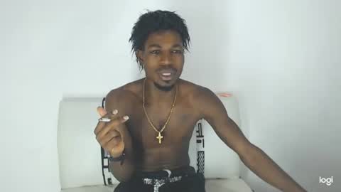 Snapshot of jaycolinss chatting on February 1, 8:47 pm jaycollins online show from February 1, 8:47 pm