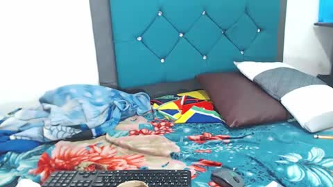 Snapshot of jaycolinss chatting on February 17, 7:10 pm jaycollins online show from February 17, 7:10 pm