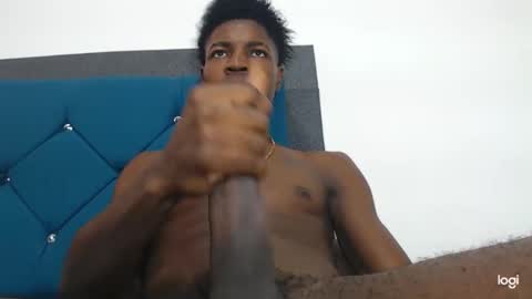 Snapshot of jaycolinss chatting on March 3, 3:41 am jaycollins online show from March 3, 3:41 am