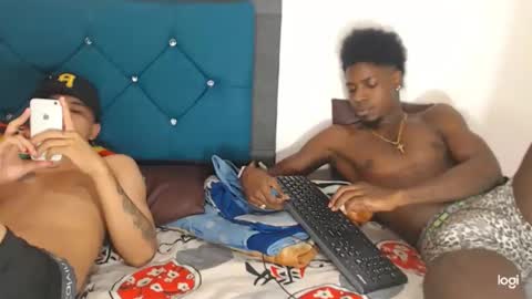 Snapshot of jaycolinss chatting on March 3, 5:39 pm jaycollins online show from March 3, 5:39 pm