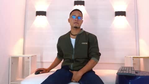 Jayden Morris online show from October 13, 7:03 pm