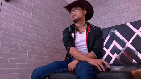 Jayden Morris online show from November 18, 10:52 am