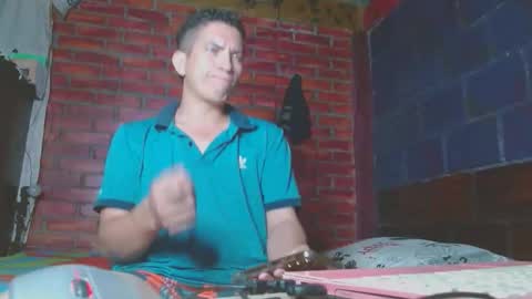 Manuel alvarez online show from February 17, 12:40 am