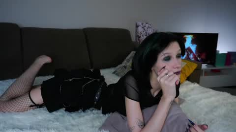 Emma online show from May 23, 11:03 am
